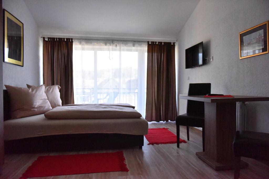 Apartments Victoria 022 Vrdnik Extérieur photo